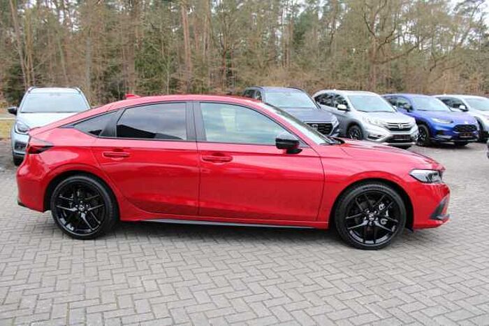 Honda Civic e: HEV 2.0 i-MMD Hybrid Sport