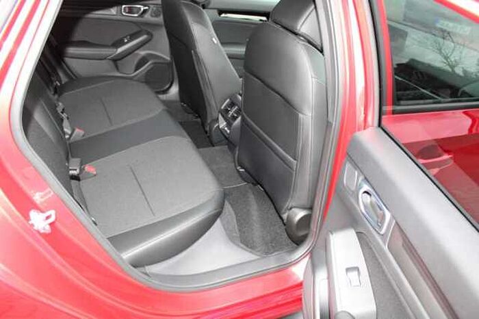 Honda Civic e: HEV 2.0 i-MMD Hybrid Sport