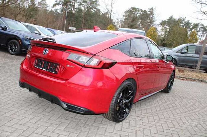 Honda Civic e: HEV 2.0 i-MMD Hybrid Sport