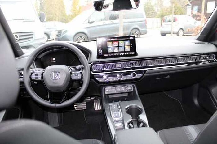 Honda Civic e: HEV 2.0 i-MMD Hybrid Sport