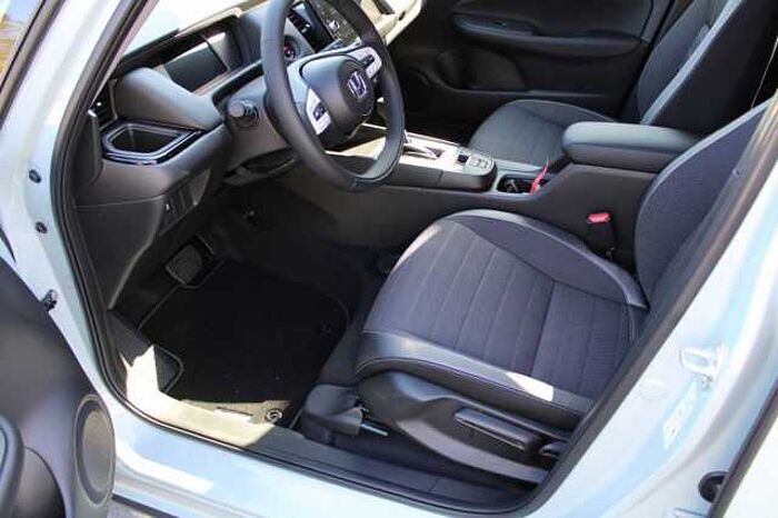 Honda Jazz Hybrid e: HEV 1.5 i-MMD Crosstar Advance